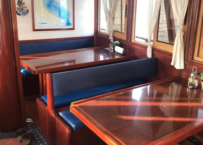 Botel Rhythm Floating Split