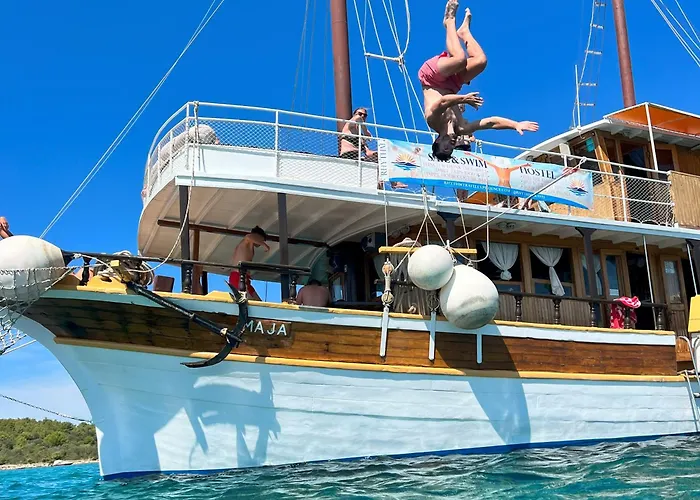 Botel Rhythm Floating Split